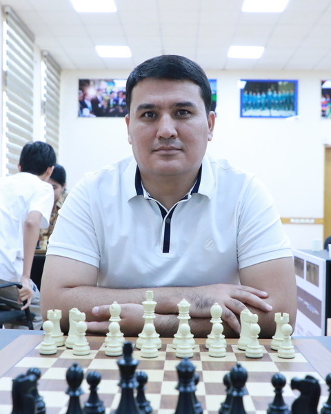 Sarvar Yusupov — shaxmat murabbiyi, USS Chess School asoschisi